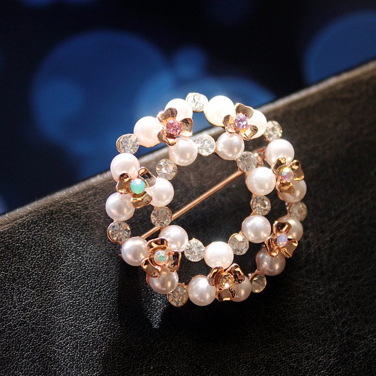 Ivory White Pearl Brooch Cum Saree Pin image 0