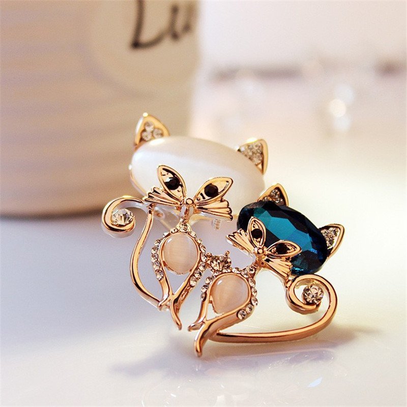 Gold-plated Double Cute Cat Brooch For Women image 1