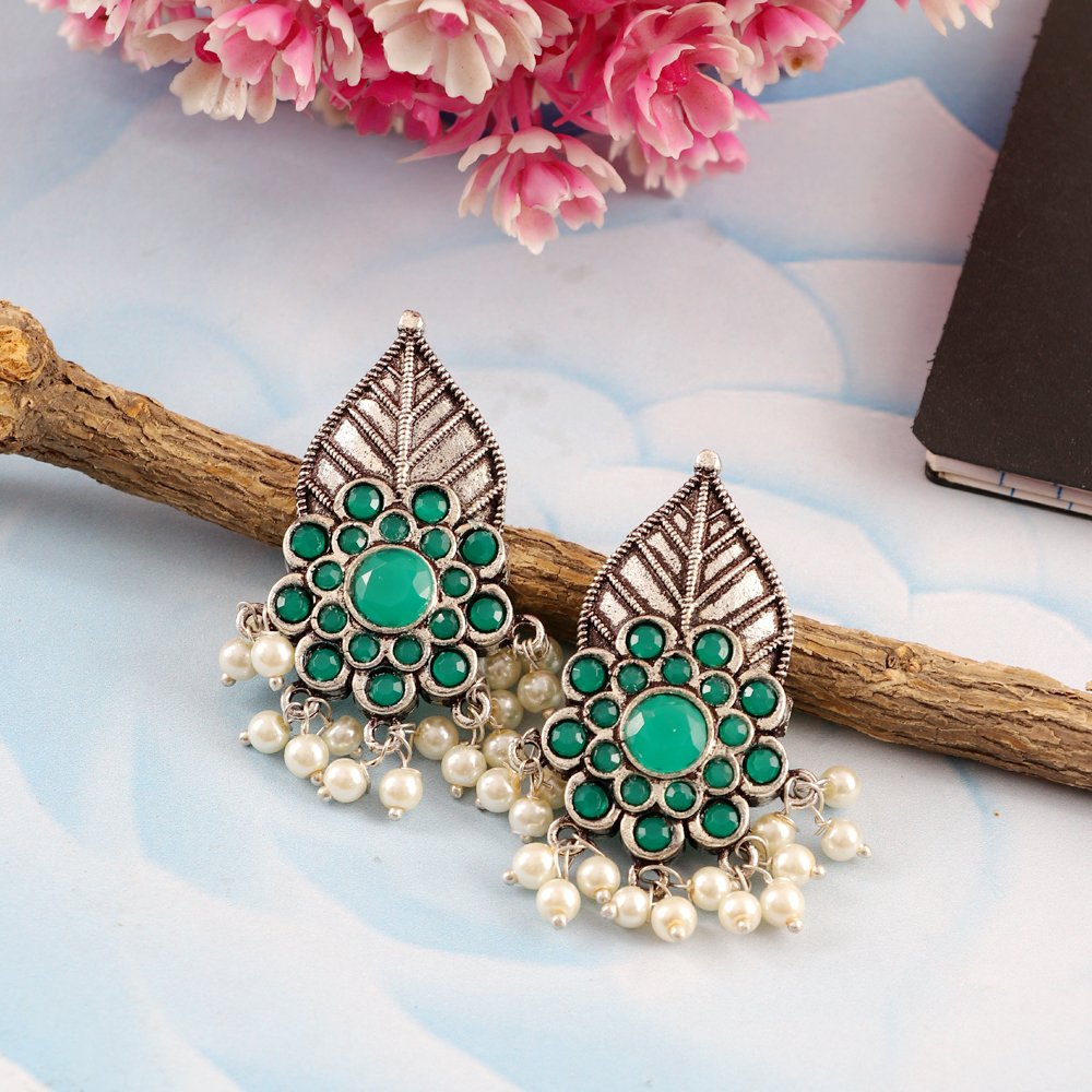Oxidized Silver Leaf Green Stone/Pearl Stud Earrings image 3
