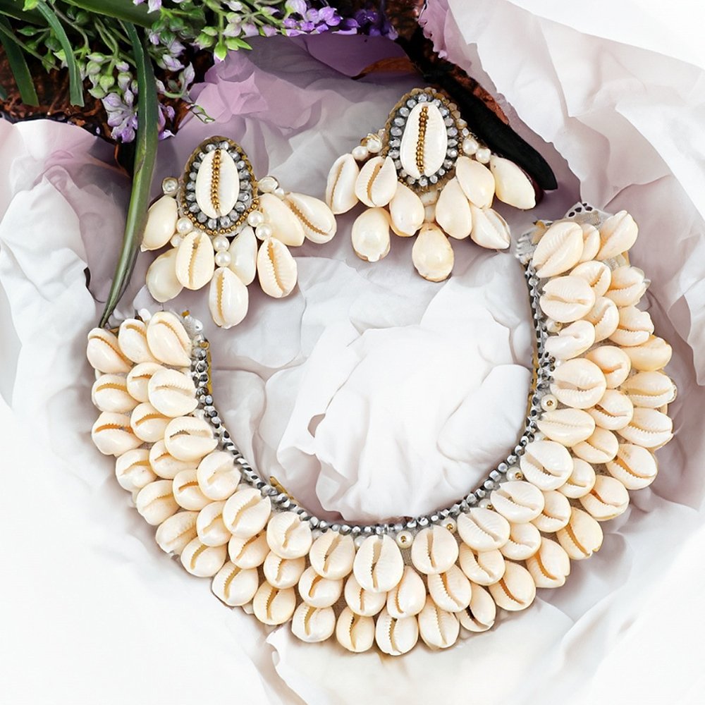 Boho Handcrafted Sea Shell Choker Jewellery Set for Women/Girls image 1