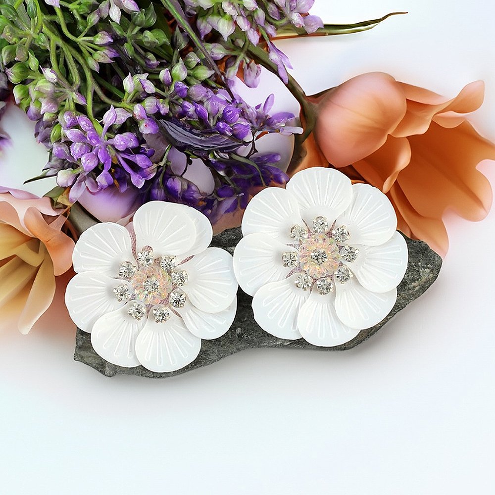 White Flower Crystal Stud Earrings image 1