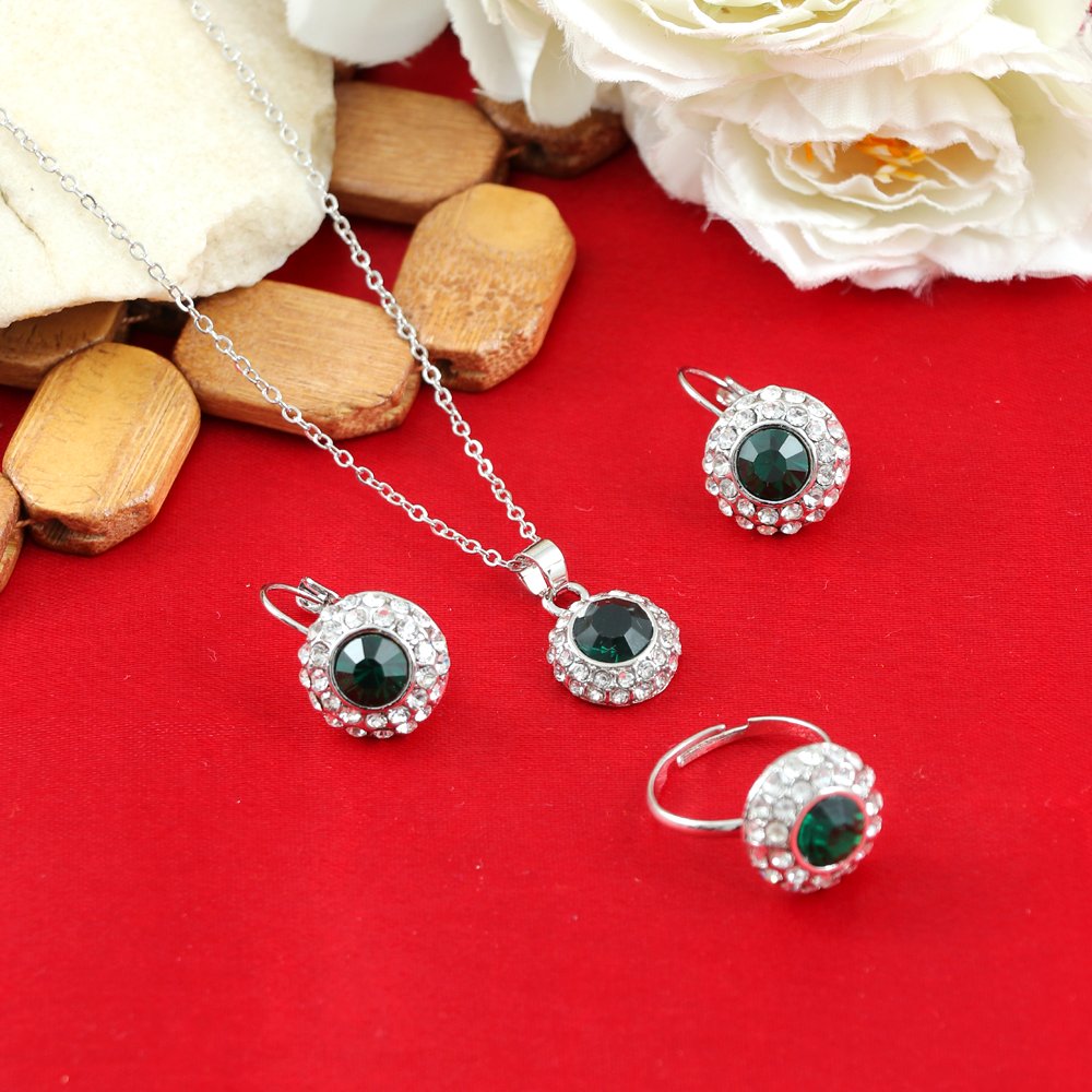 Gold-Plated Green CrystaL Cubic Zirconia Jewellery Set image 4