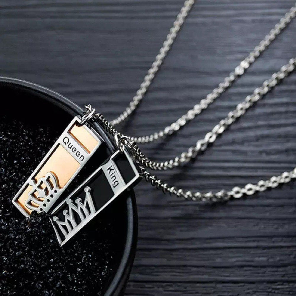 ‘King’ and ‘Queen’ Pendants Set image 2