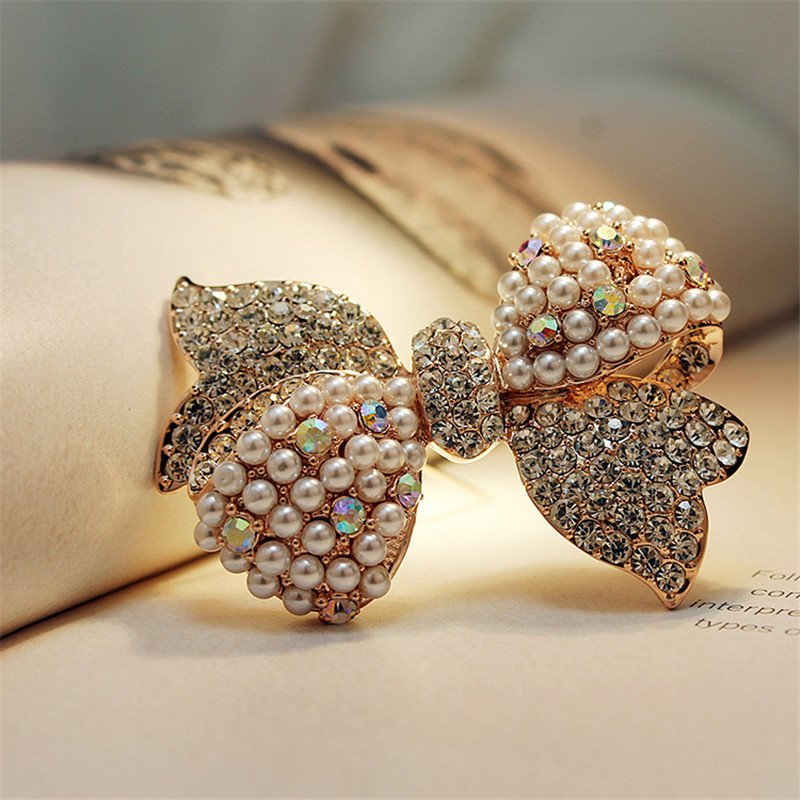Gold-Plated Crystal/Pearl Bow Knot Brooch image 0