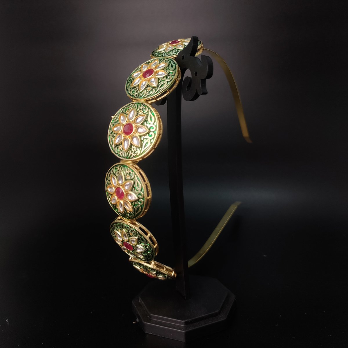 Gold-Plated Kundan Studded Sheeshphool Hairband with Free Brooch Gift image 2