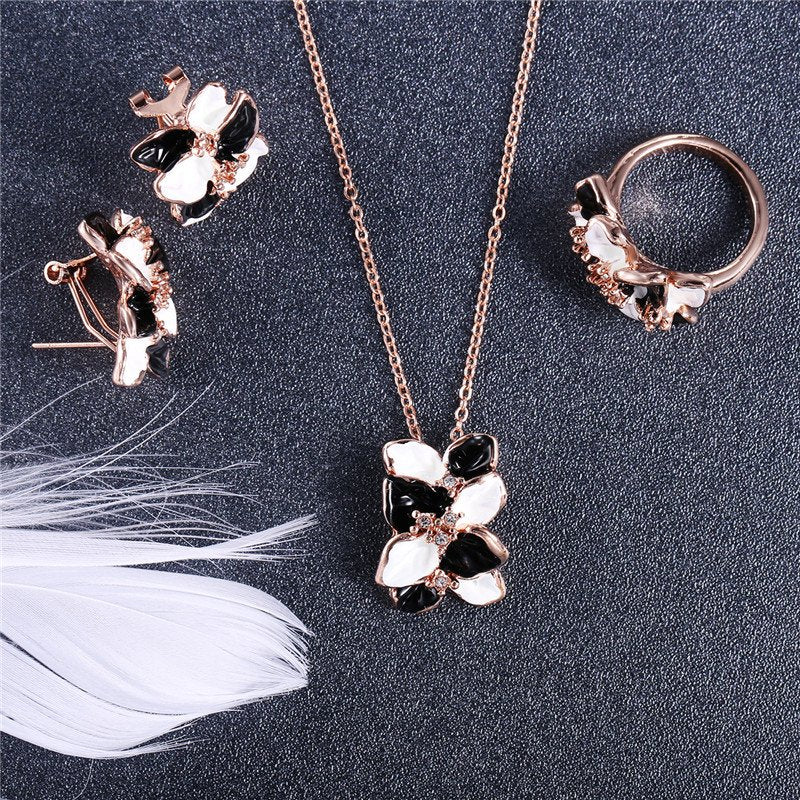 Gold-Tone Floral Black & White Pendant Jewellery Set image 0