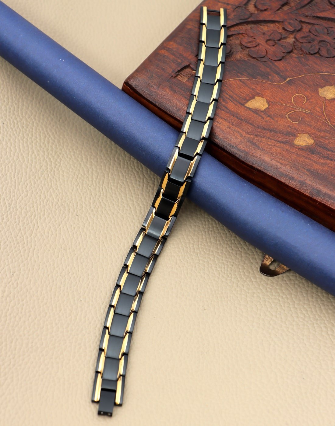 Men's Black & Gold Bio Magnetic Bracelet image 7