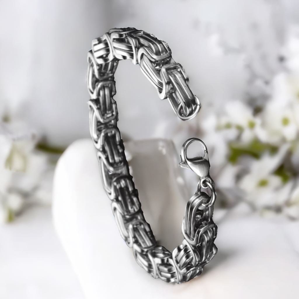 Elegant Oxidized Silver Link Bracelet for Men image 0