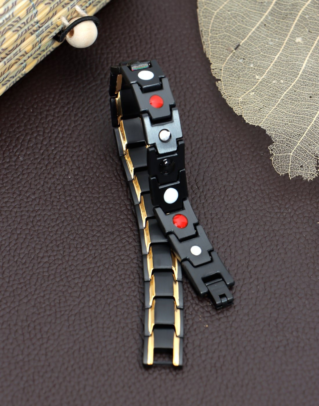 Men's Black & Gold Bio Magnetic Bracelet image 6