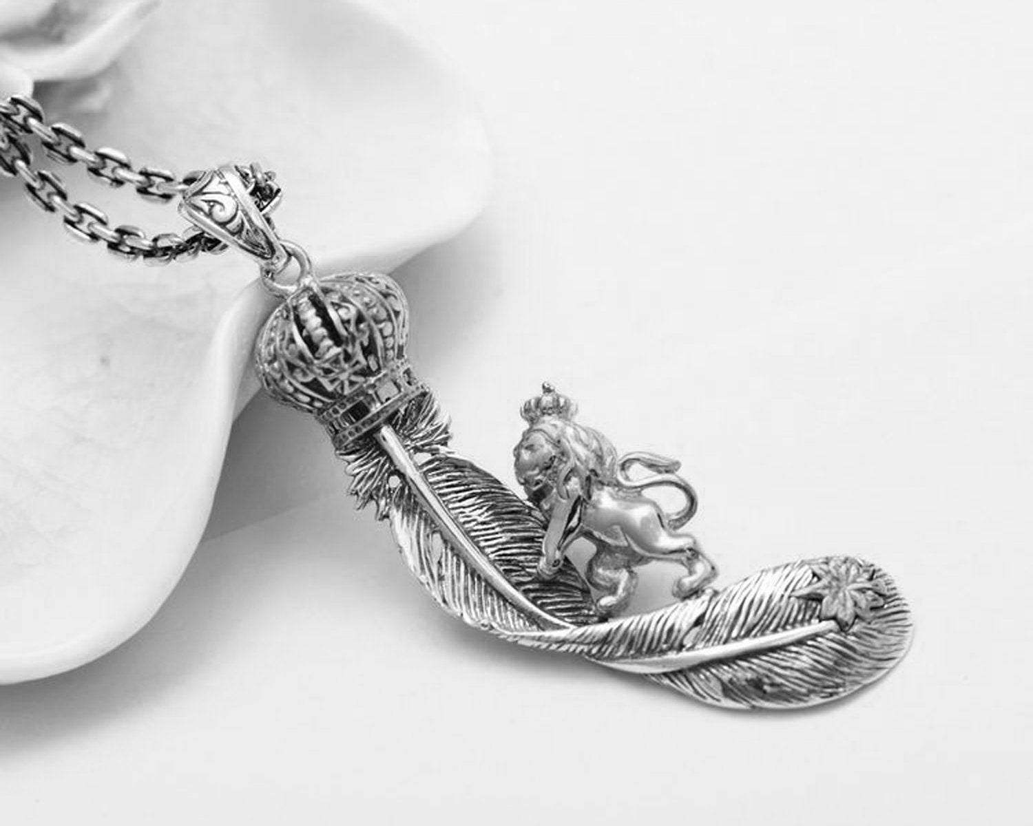 Oxidized Silver Lion Crown Pendant Necklace image 3