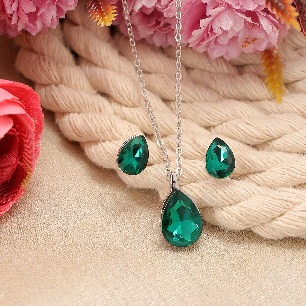 Silver-Plated Green Crystal Tear Drop Necklace & Earrings set image 0