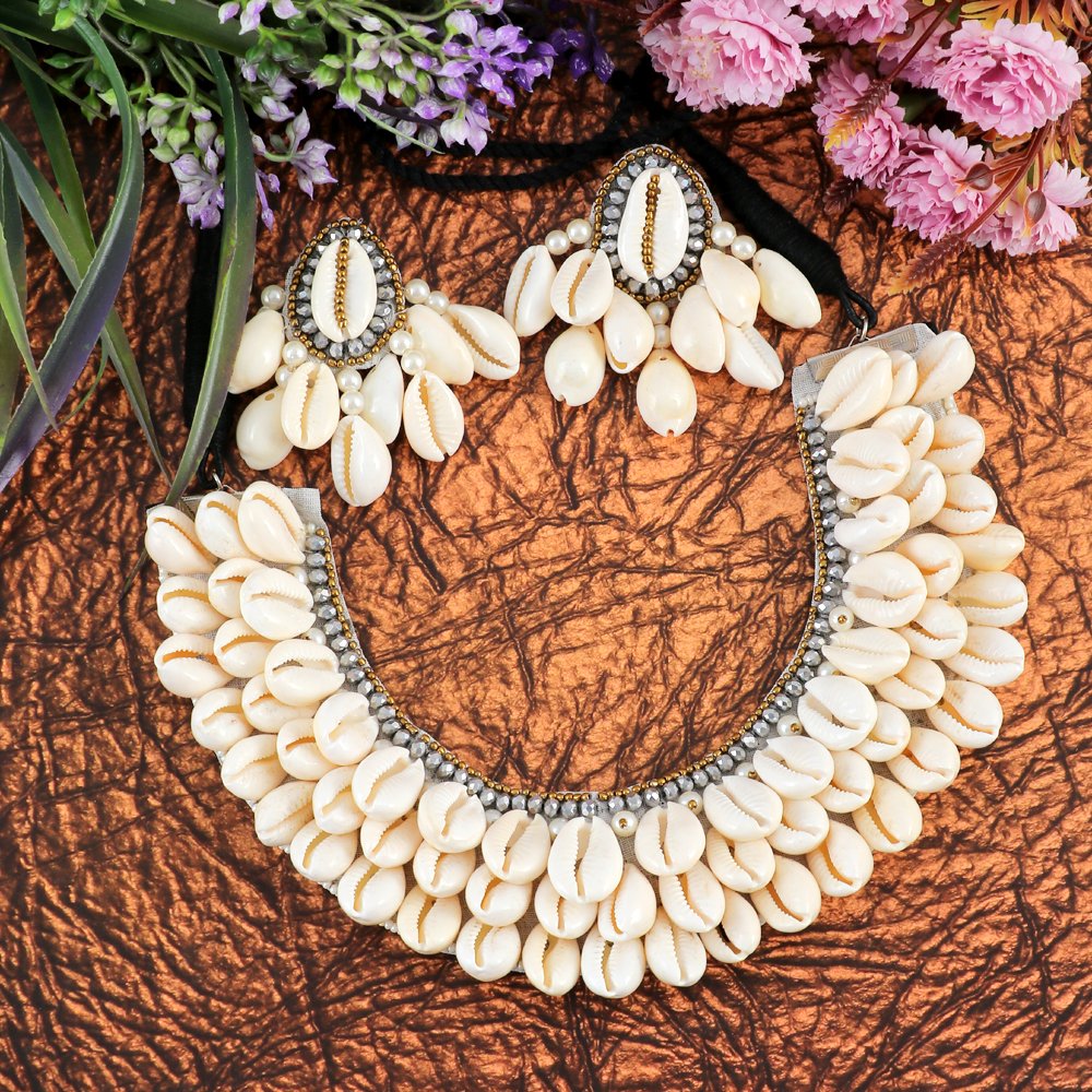 Boho Handcrafted Sea Shell Choker Jewellery Set for Women/Girls image 3