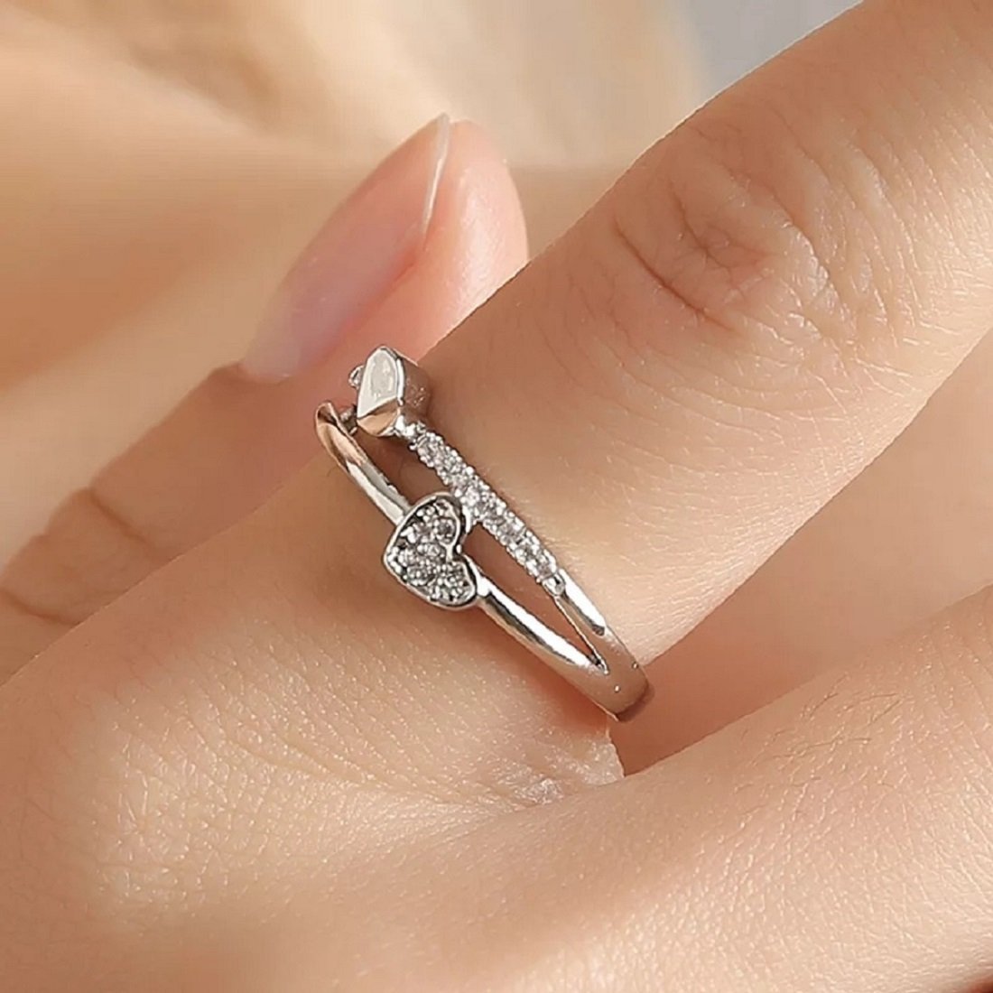 Silver-Plated Heart Crystal Finger Ring image 1