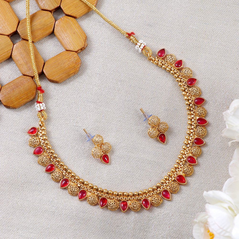 Ethnic Gold-Plated Red Stone Maharastrian Choker Jewellery Set image 2