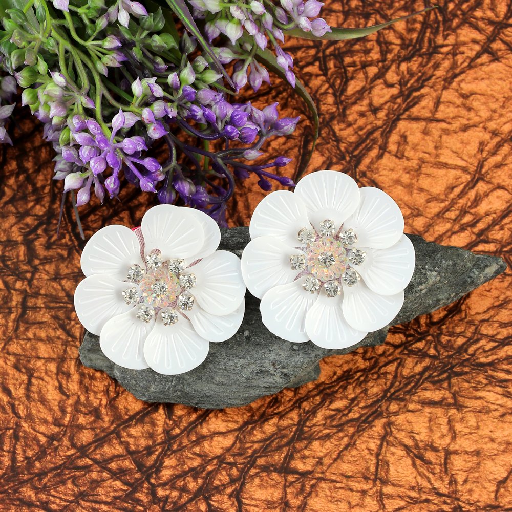 White Flower Crystal Stud Earrings image 0