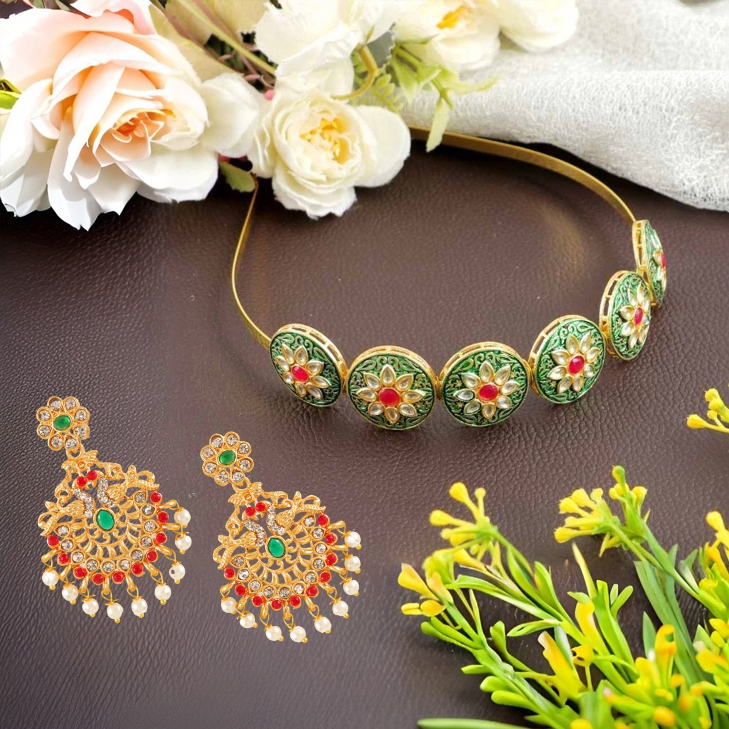 Ethnic Mathapatti Hairband and Earrings Set image 0