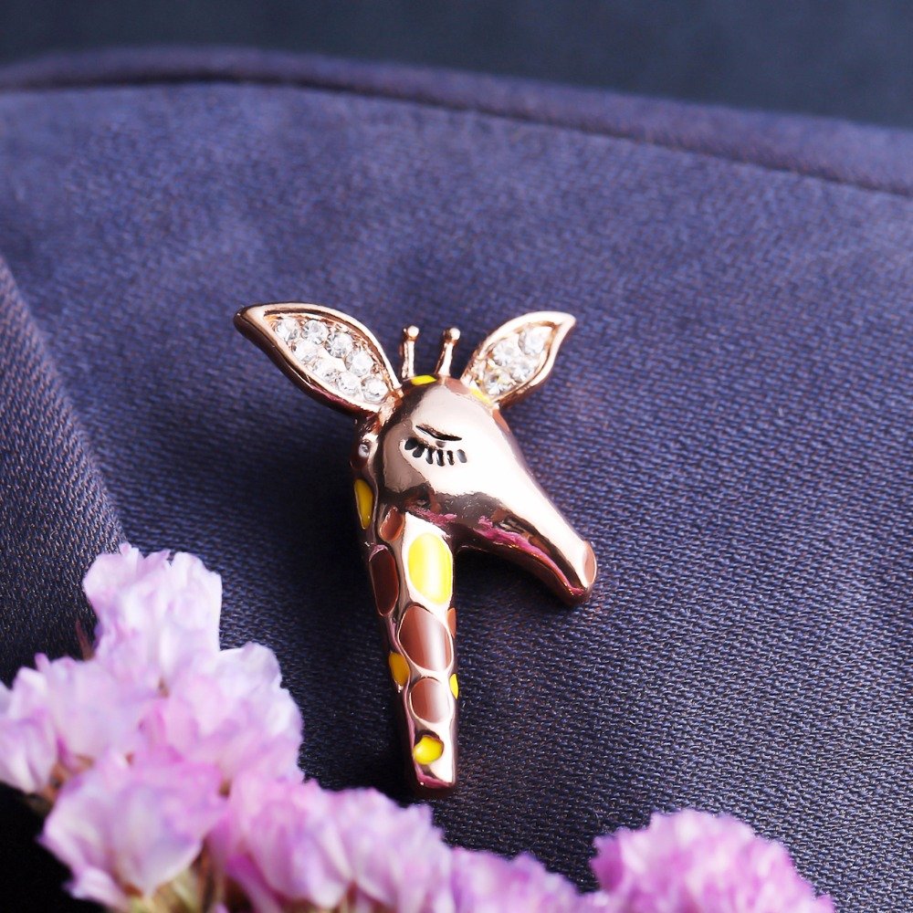 Gold-Plated Crystal Half Giraffe Brooch For Women/Girls image 2