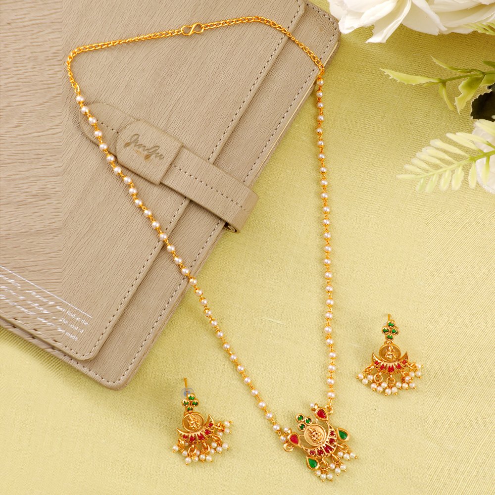 Gold-Plated Jadau Pearl Coin Temple Jewellery Set image 0