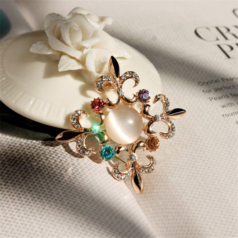 Gold-Tone Pearl Crystal Brooch image 0